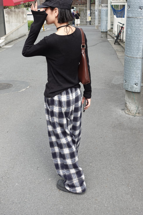 起毛チェックラフパンツ